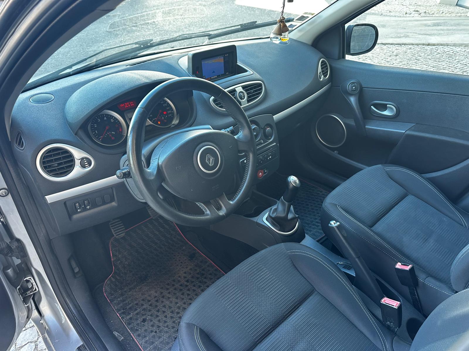 Renault Clio III Grandtour - Imagem 1